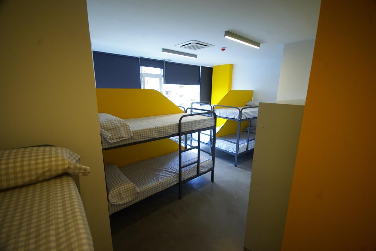 All Iron Hostel Bilbao Exterior photo