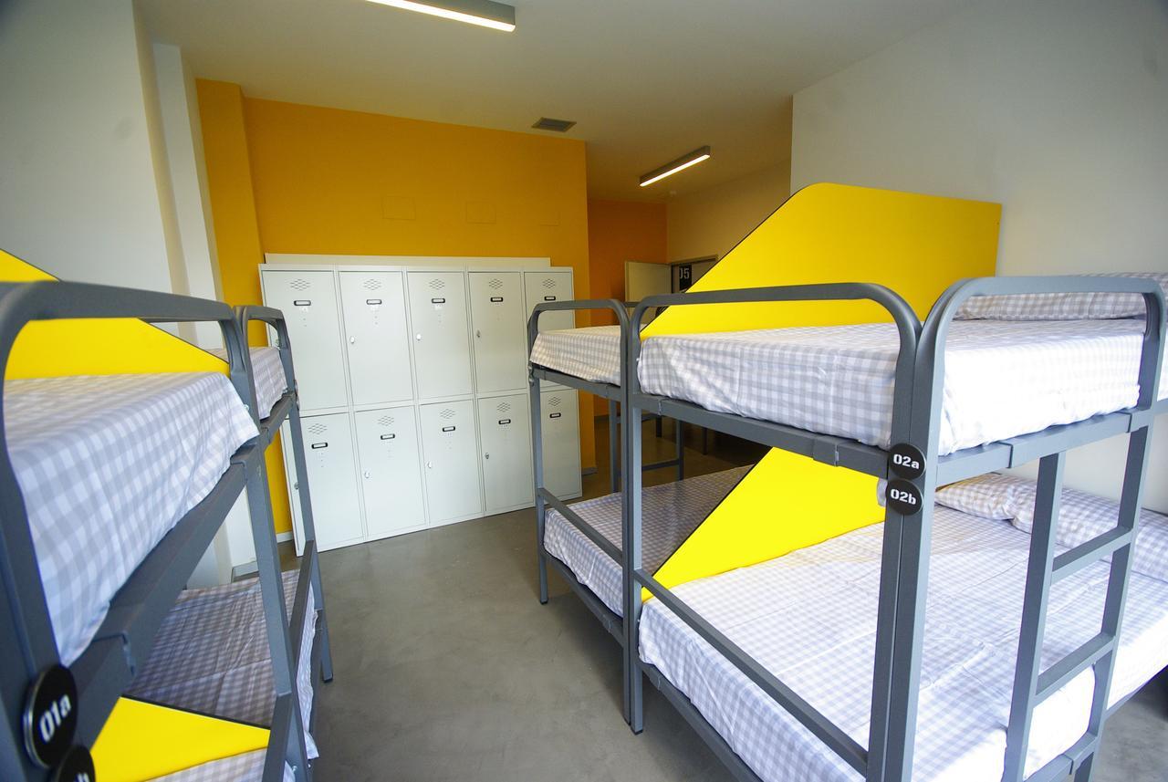All Iron Hostel Bilbao Exterior photo
