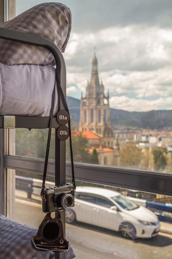 All Iron Hostel Bilbao Exterior photo